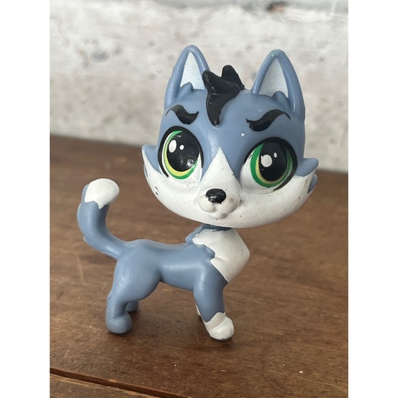 Littlest Pet Shop Other - Littlest Pet Shop LPS Moose Hatfield #3659 Blue & White Husky Dog